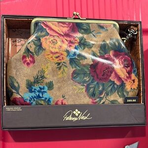 Patricia Nash Floral Kisslock Wristlet
